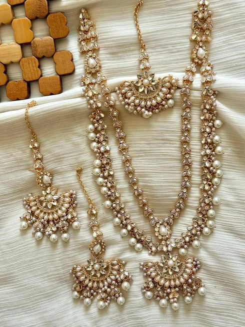 Royal Enchanté Kundan Set